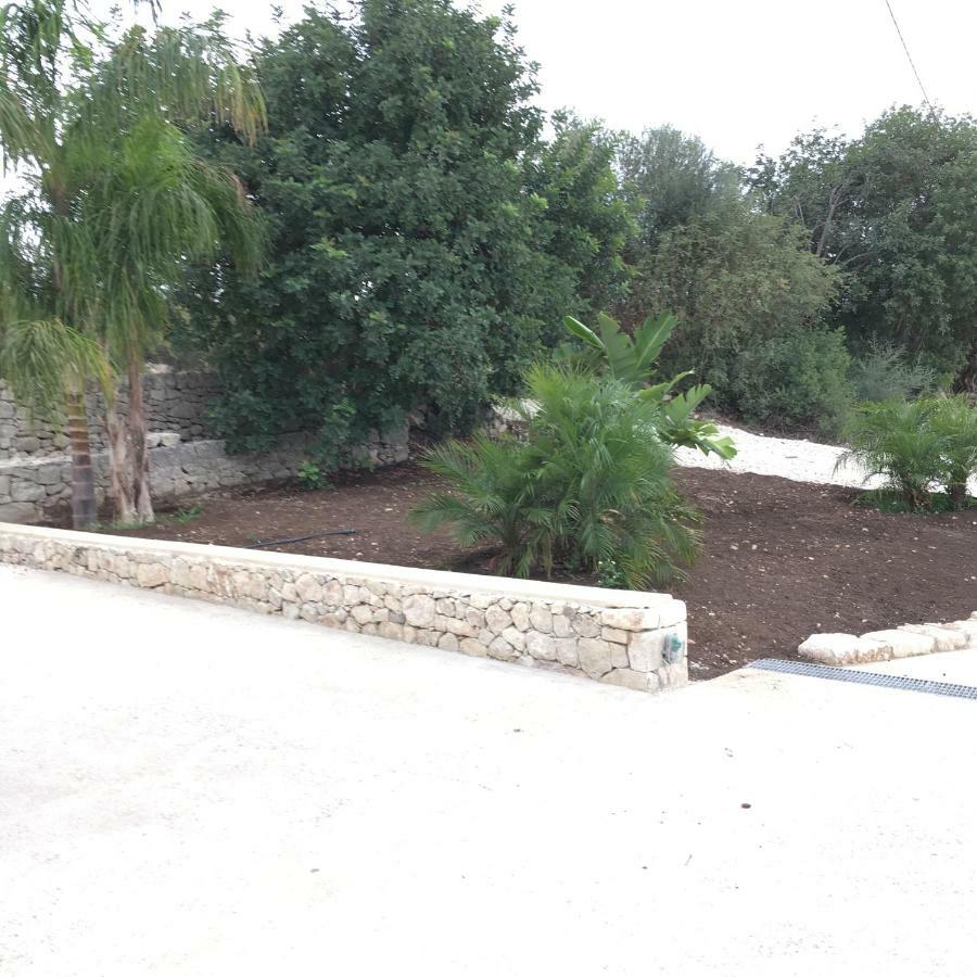 Casa Dei Granati Villa Rosolini Bagian luar foto