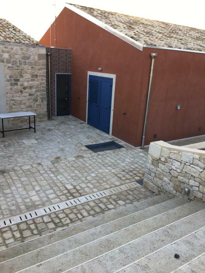 Casa Dei Granati Villa Rosolini Bagian luar foto