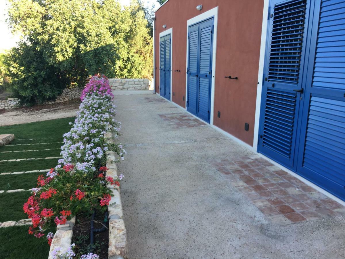 Casa Dei Granati Villa Rosolini Bagian luar foto